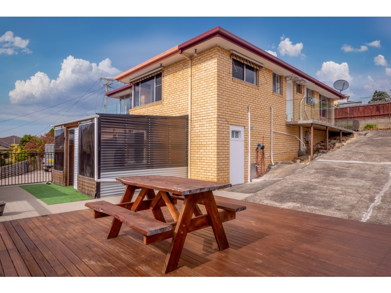 27 Weston Place, Montrose TAS 7010