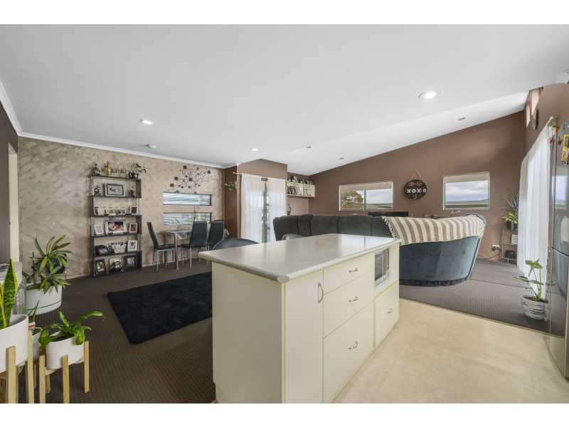 2/146 Rockingham Drive, Clarendon Vale TAS 7019