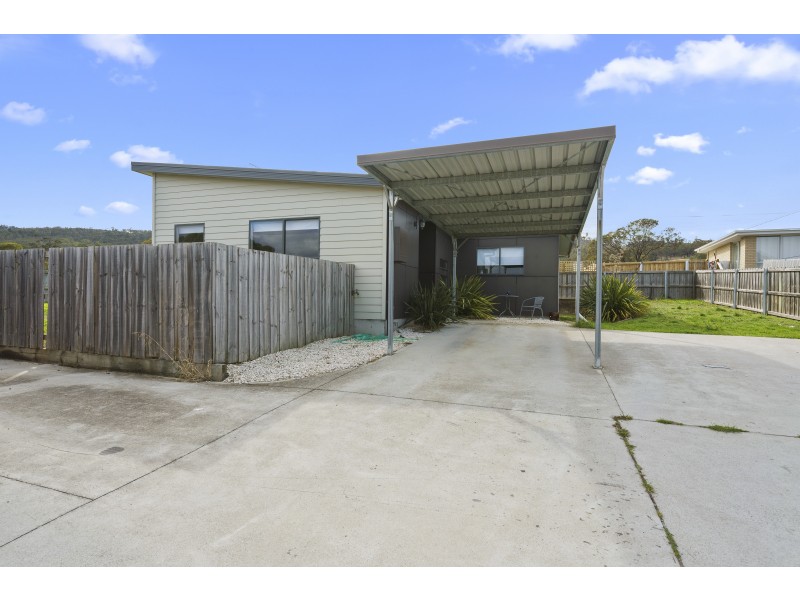 2/146 Rockingham Drive, Clarendon Vale TAS 7019