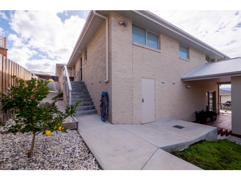5 Navigators Rise, Granton TAS 7030