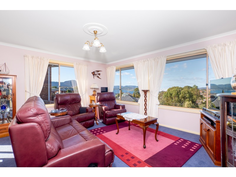 4/6 Taree Street, Chigwell TAS 7011