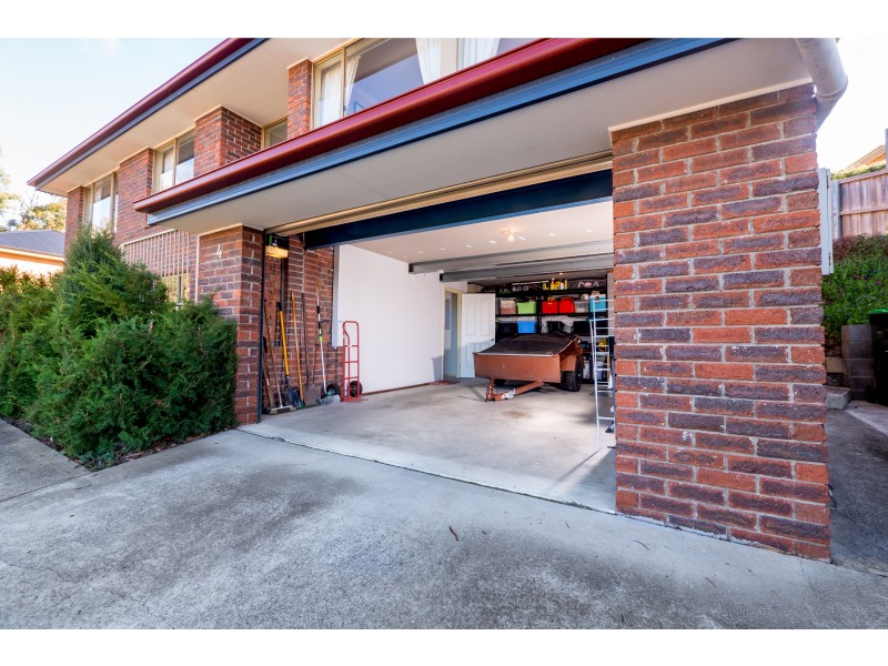 4/6 Taree Street, Chigwell TAS 7011