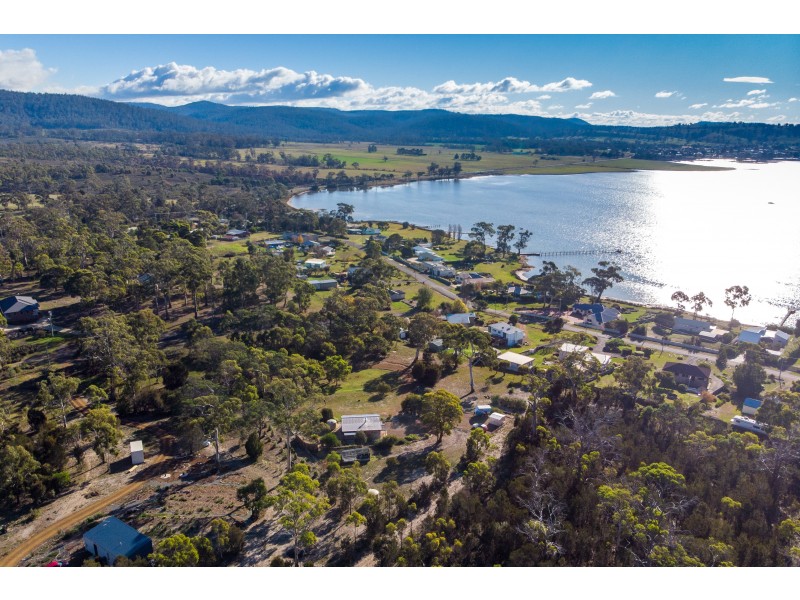 1 Baring Court, Triabunna TAS 7190