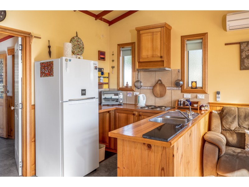 1 Baring Court, Triabunna TAS 7190