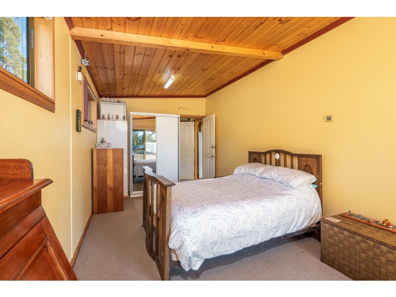1 Baring Court, Triabunna TAS 7190
