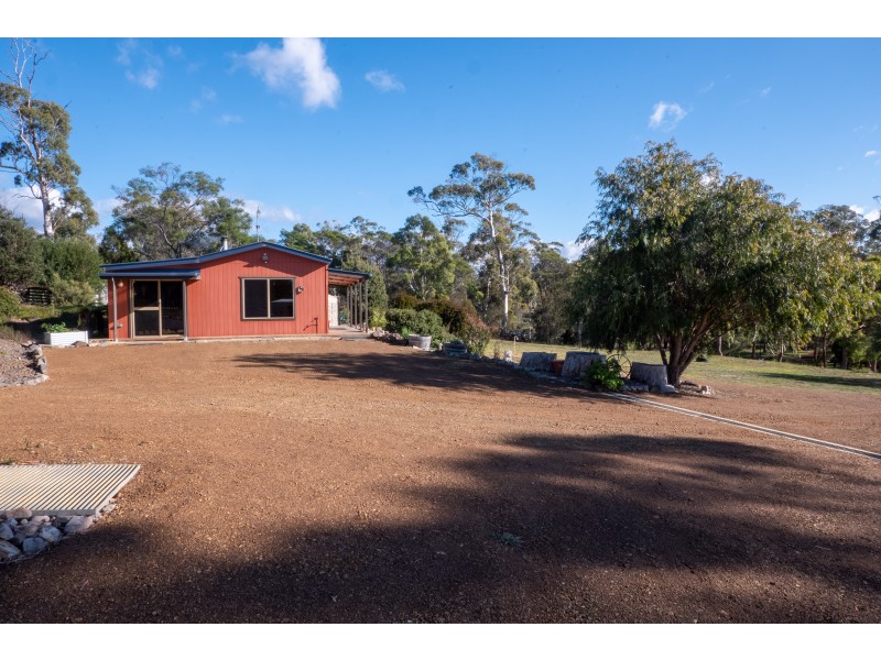 1 Baring Court, Triabunna TAS 7190
