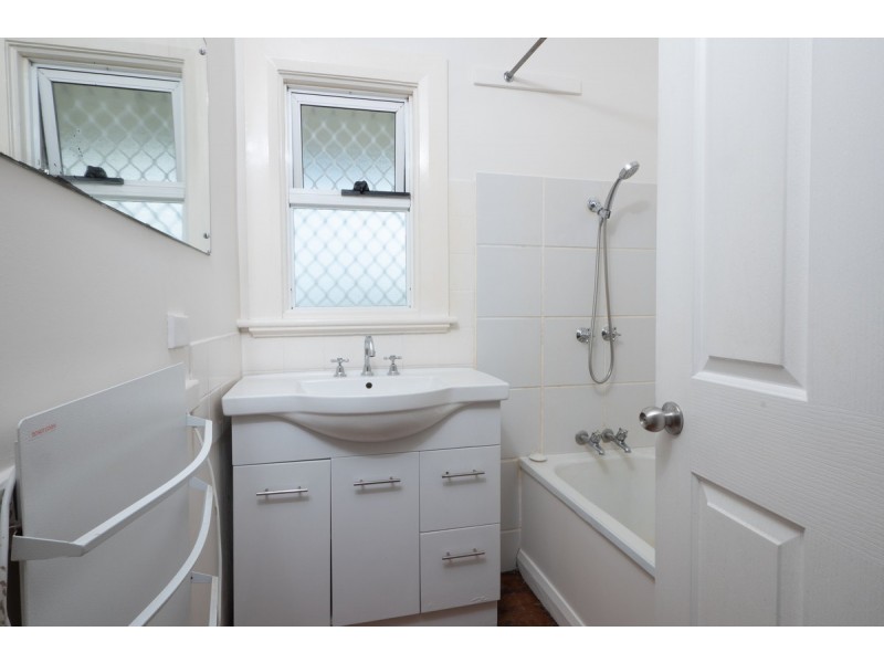 1 Paringa Road, Glenorchy TAS 7010