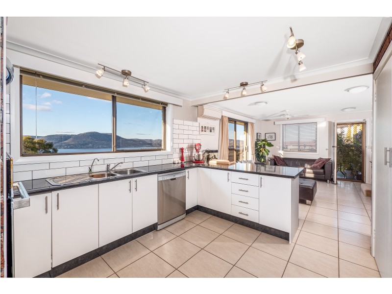 6 Binya Street, Glenorchy TAS 7010