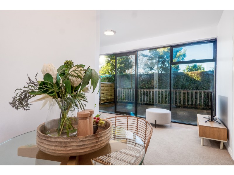 7/3 Norfolk Crescent, Sandy Bay TAS 7005