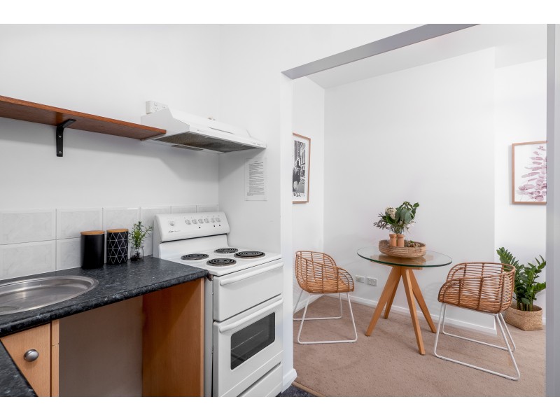 7/3 Norfolk Crescent, Sandy Bay TAS 7005