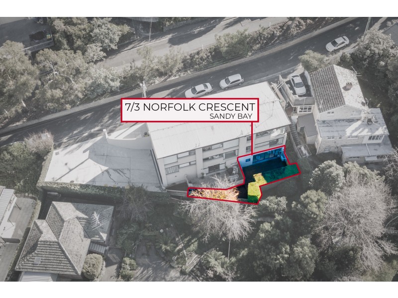 7/3 Norfolk Crescent, Sandy Bay TAS 7005
