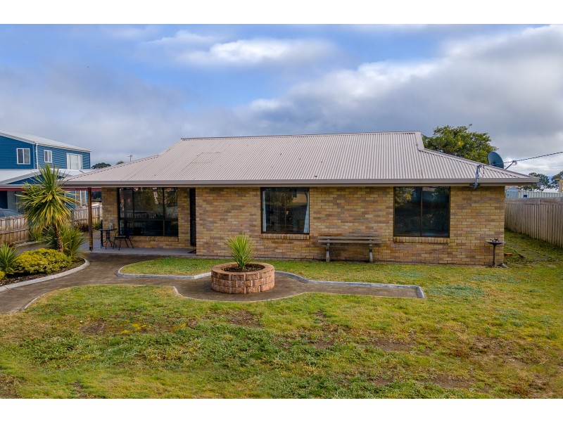 2 Nicholas Avenue, Dodges Ferry TAS 7173