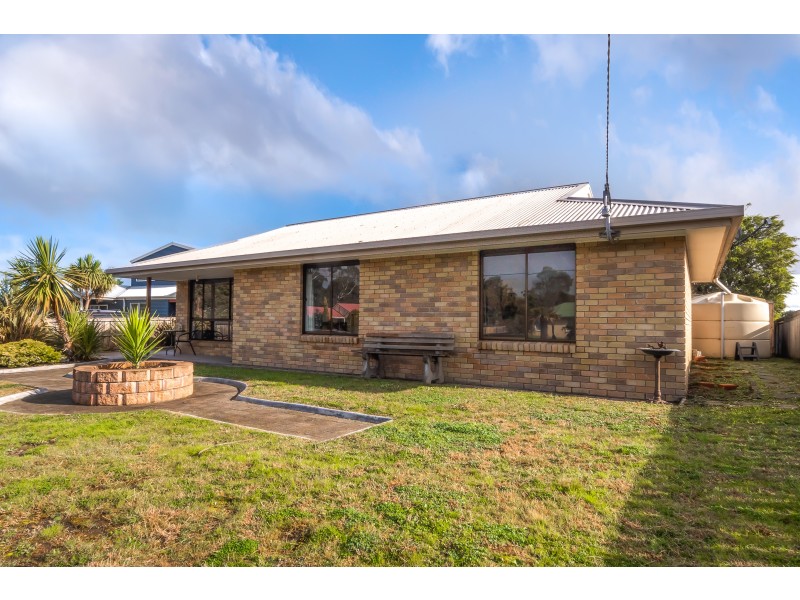 2 Nicholas Avenue, Dodges Ferry TAS 7173