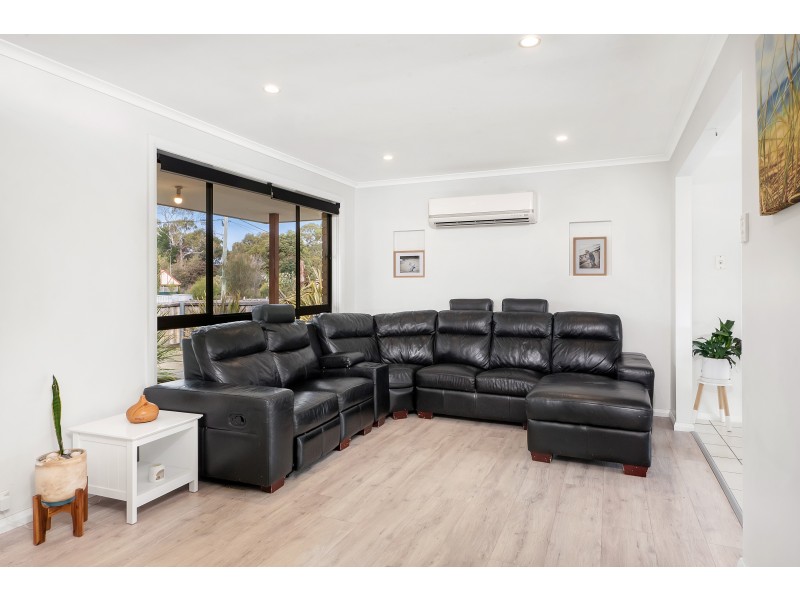 2 Nicholas Avenue, Dodges Ferry TAS 7173