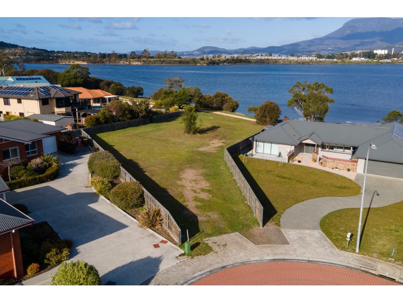 2 Francois Court, Old Beach TAS 7017