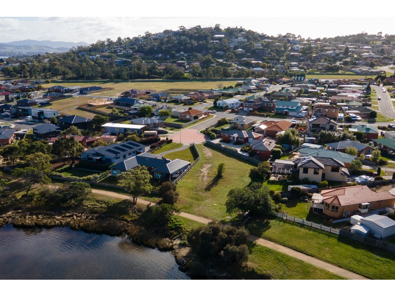 2 Francois Court, Old Beach TAS 7017