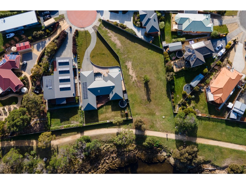 2 Francois Court, Old Beach TAS 7017