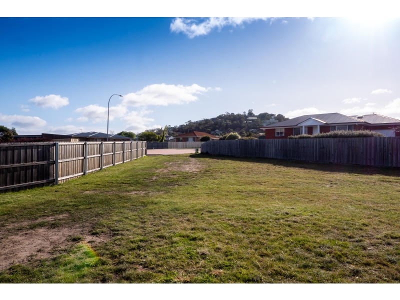 2 Francois Court, Old Beach TAS 7017