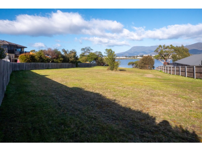 2 Francois Court, Old Beach TAS 7017