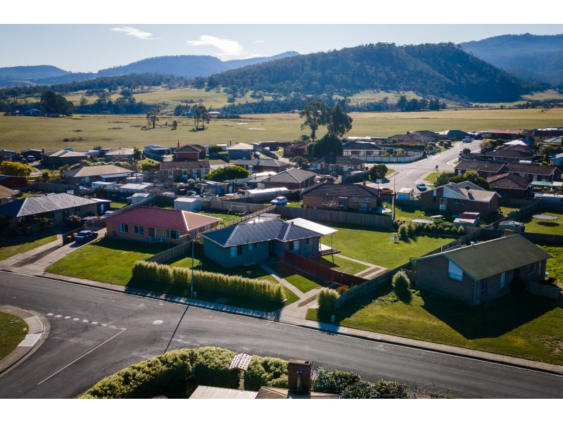 48 Fairfax Terrace, New Norfolk TAS 7140