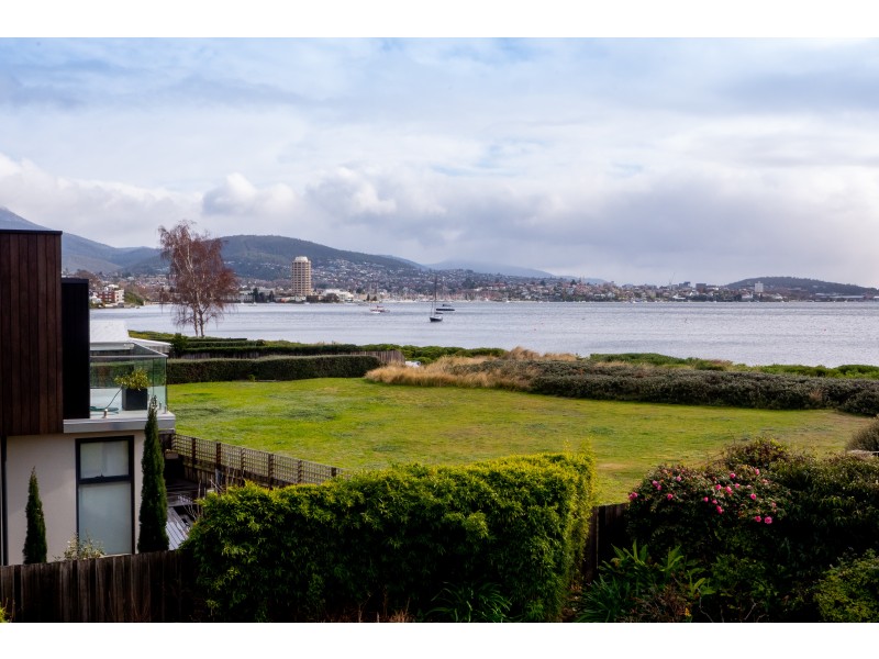 3/2 Mansell Court, Sandy Bay TAS 7005