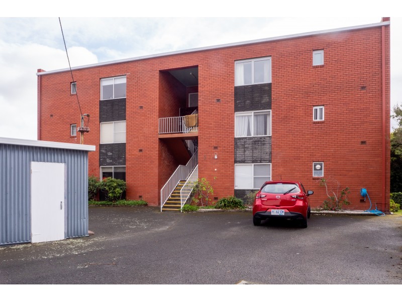 3/2 Mansell Court, Sandy Bay TAS 7005