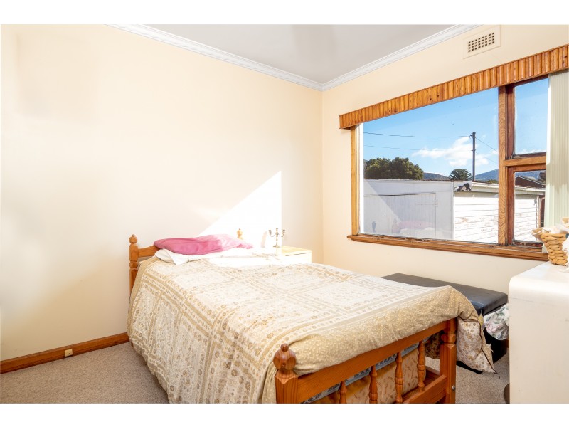 16 Fleming Street, Glenorchy TAS 7010