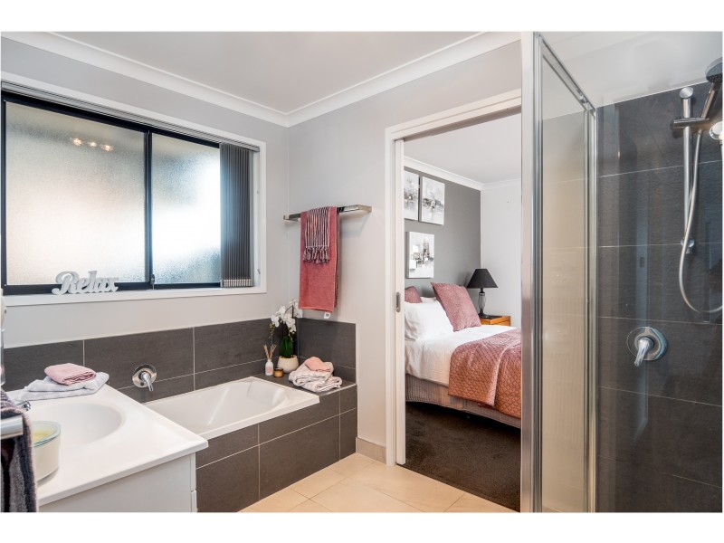 2 Alice Place, Brighton TAS 7030