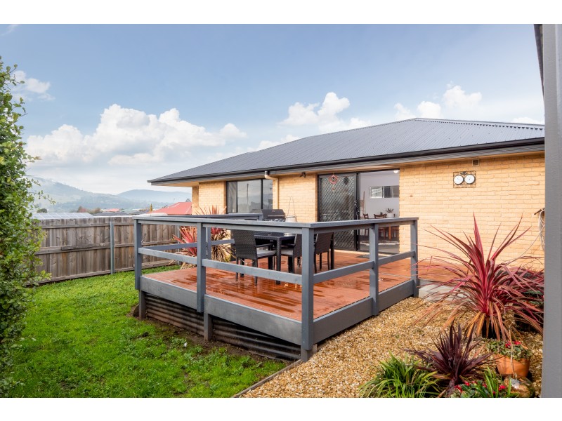 2 Alice Place, Brighton TAS 7030