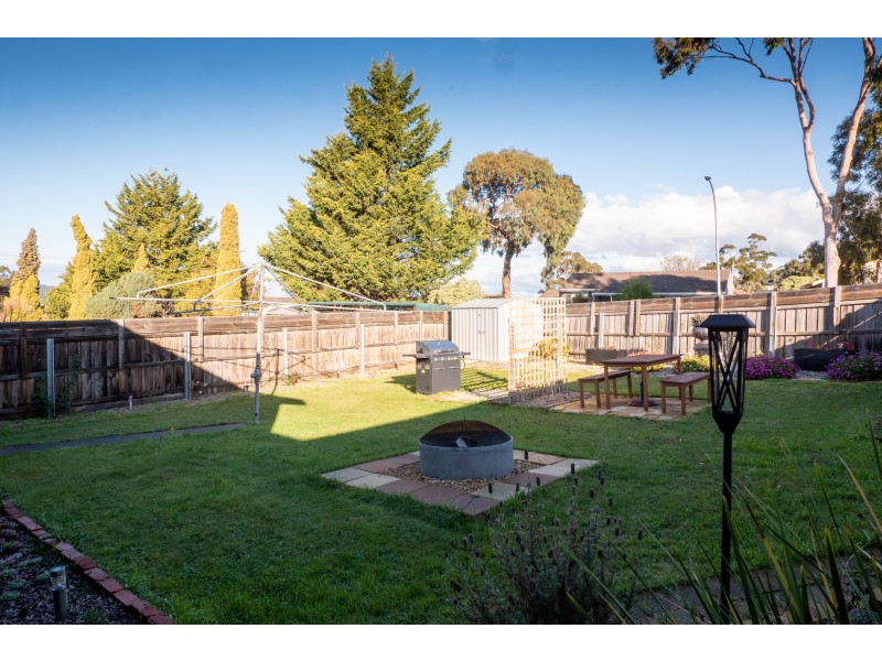 10 Landers Crt, Rokeby TAS 7019