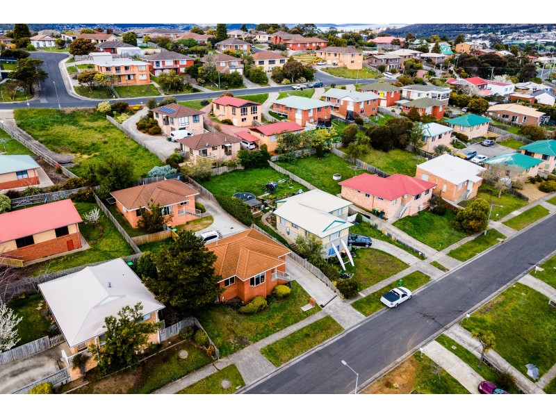 2/12 Harlow Road, Lutana TAS 7009