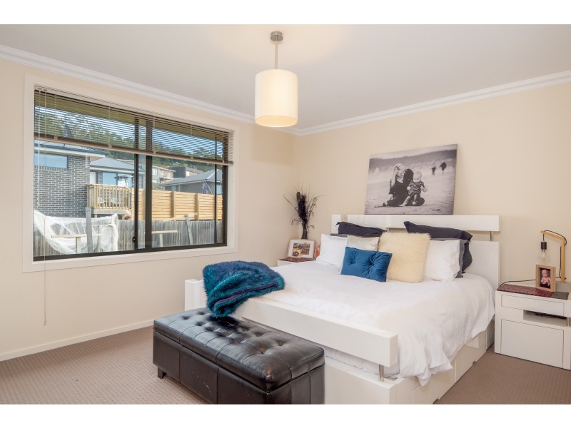 2/14 Glenfern Street, Howrah TAS 7018
