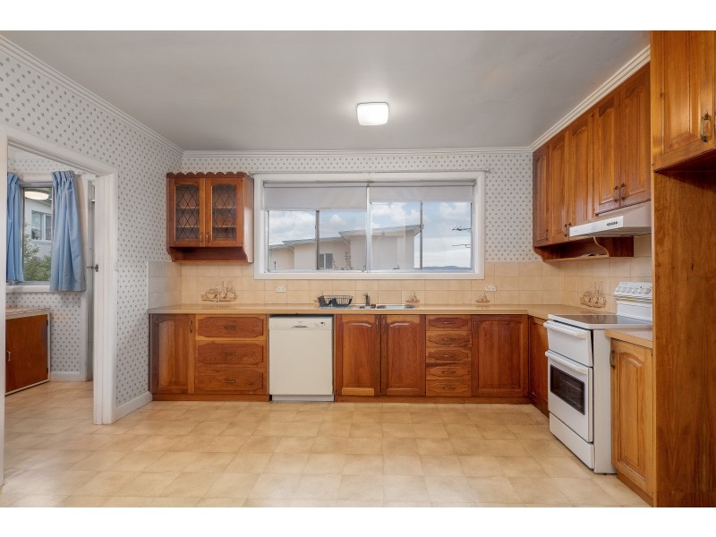 5 Goodhart Place, Sandy Bay TAS 7005