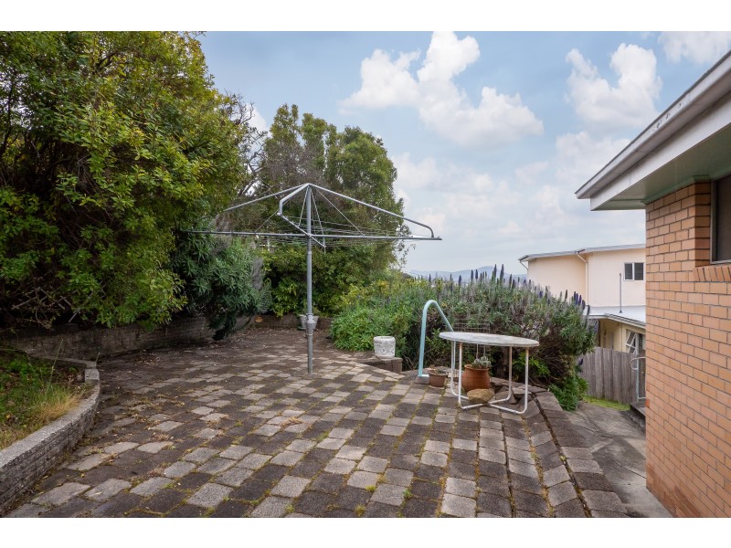 5 Goodhart Place, Sandy Bay TAS 7005