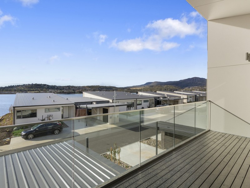 36/1B Bournville Crescent, Claremont TAS 7011