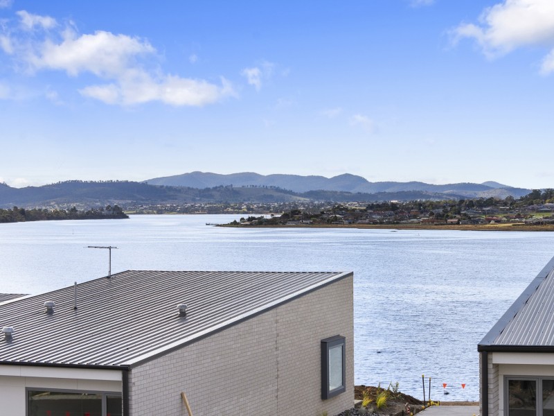 36/1B Bournville Crescent, Claremont TAS 7011