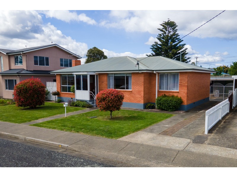 19 Barrett Street, Glenorchy TAS 7010