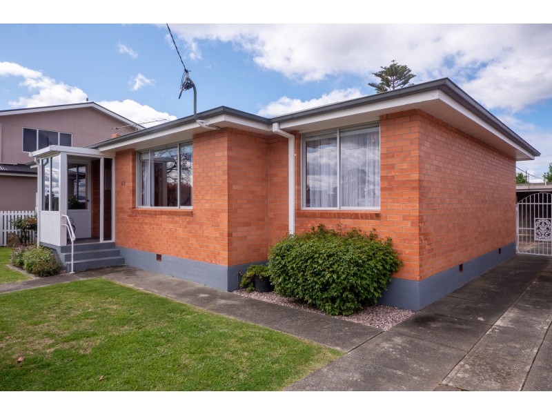 19 Barrett Street, Glenorchy TAS 7010