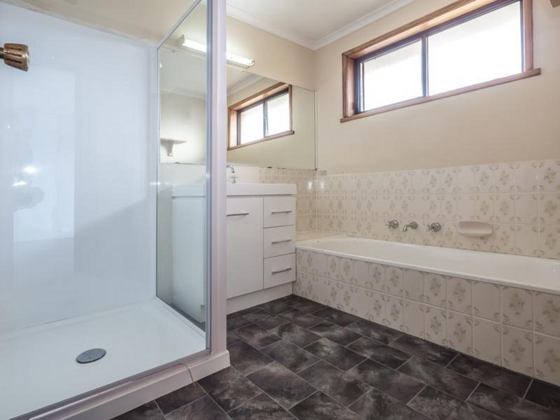 1/1 Simpson Place, Rosetta TAS 7010