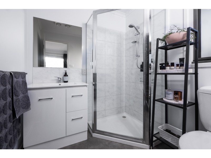 33 Holmfield Avenue, Clarendon Vale TAS 7019