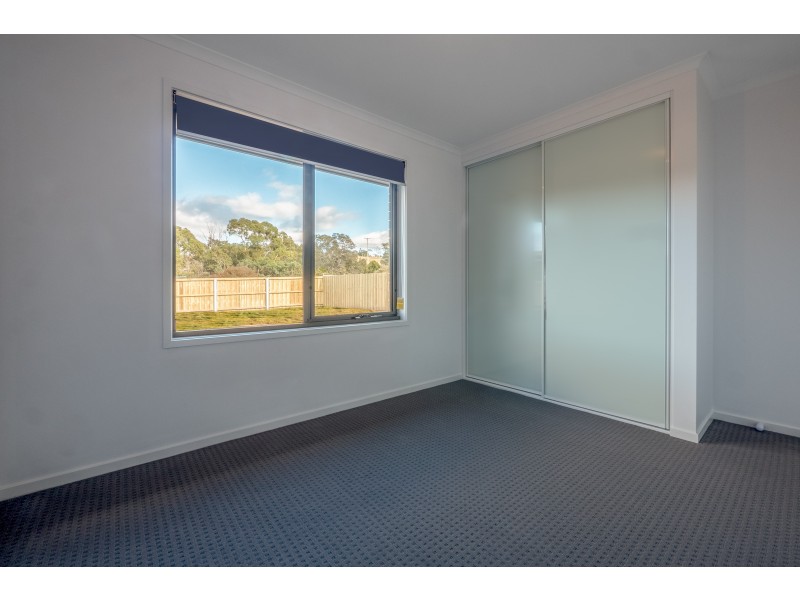 33 Holmfield Avenue, Clarendon Vale TAS 7019