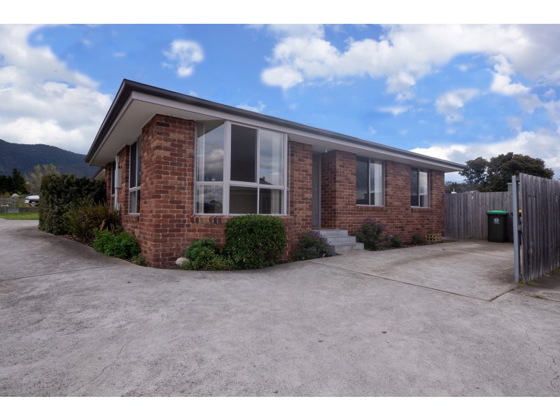 8/1-3 Leighland Road, Claremont TAS 7011