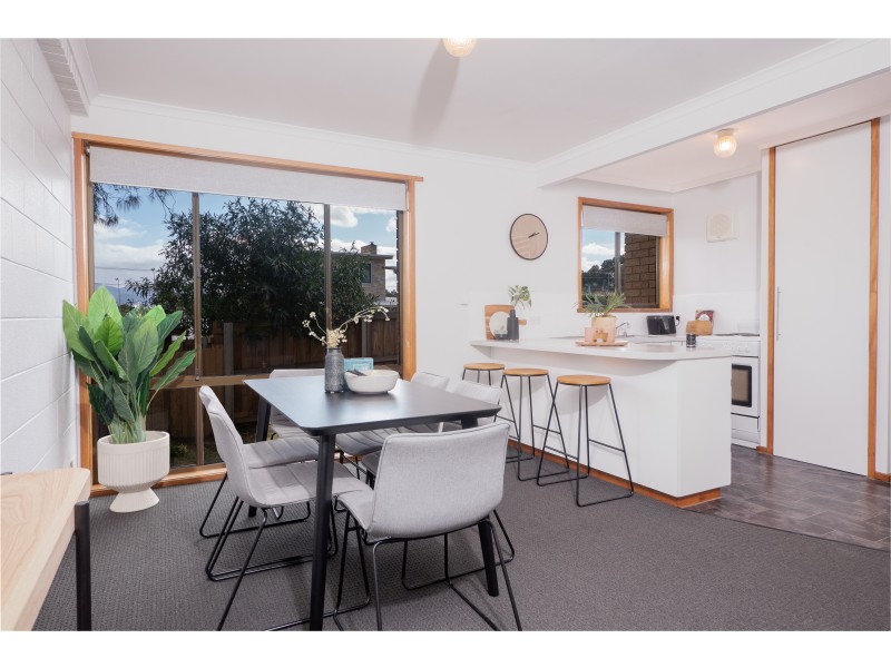 25/4 Clifford Court, Howrah TAS 7018
