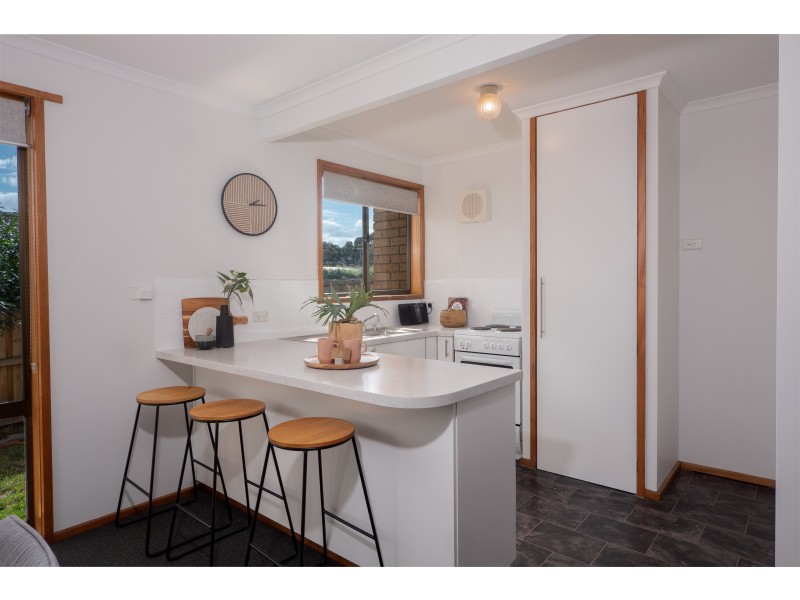 25/4 Clifford Court, Howrah TAS 7018
