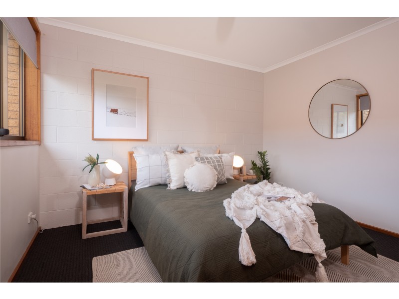 25/4 Clifford Court, Howrah TAS 7018