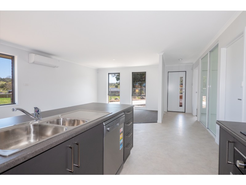 7 Launde Avenue, Clarendon Vale TAS 7019