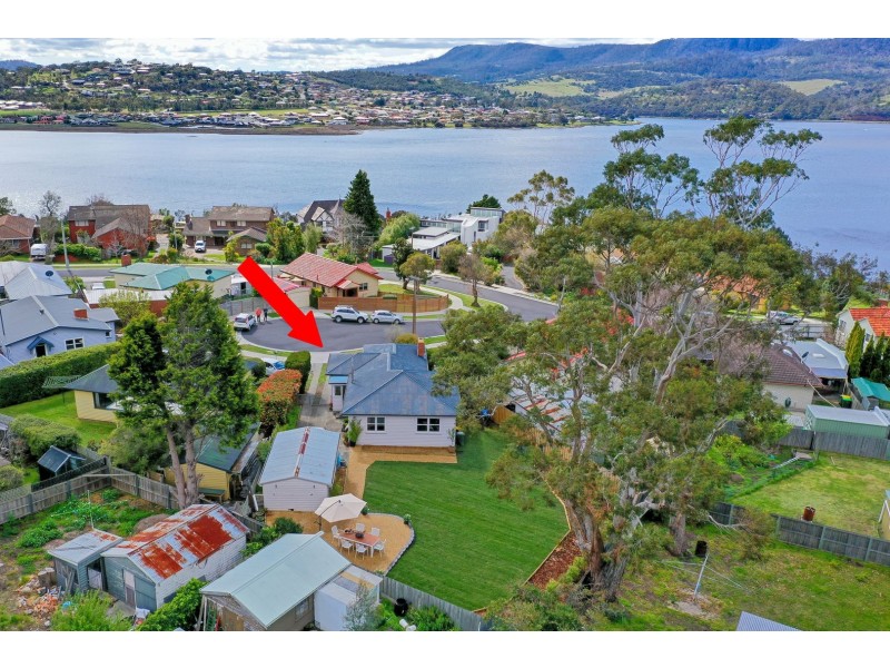 2 Dunedin Close, Claremont TAS 7011