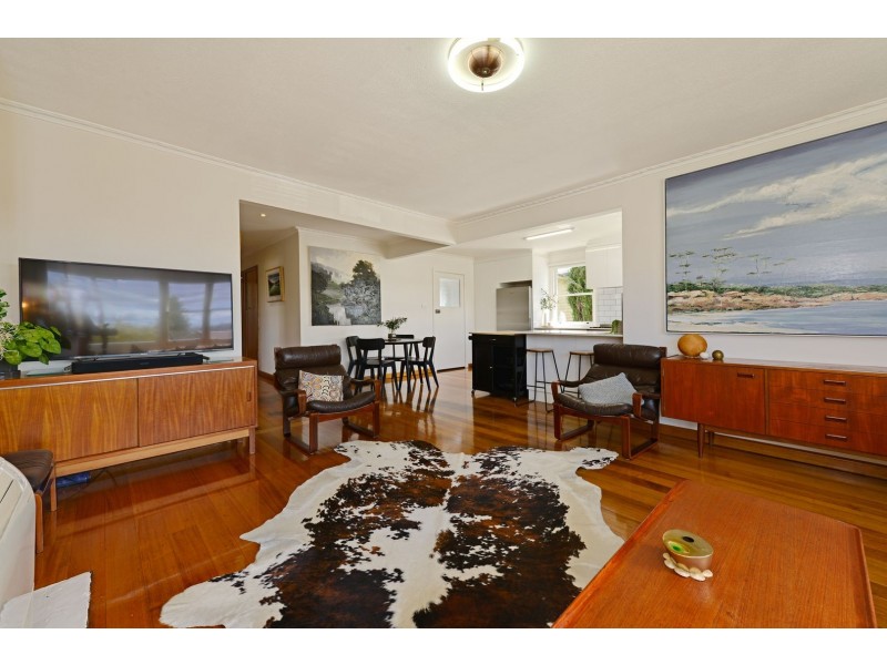 2 Dunedin Close, Claremont TAS 7011