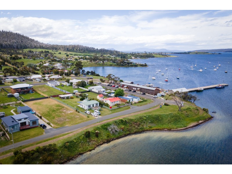 8 Dunalley Esplanade, Dunalley TAS 7177