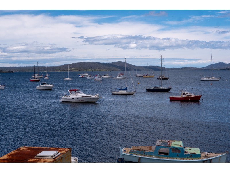 8 Dunalley Esplanade, Dunalley TAS 7177